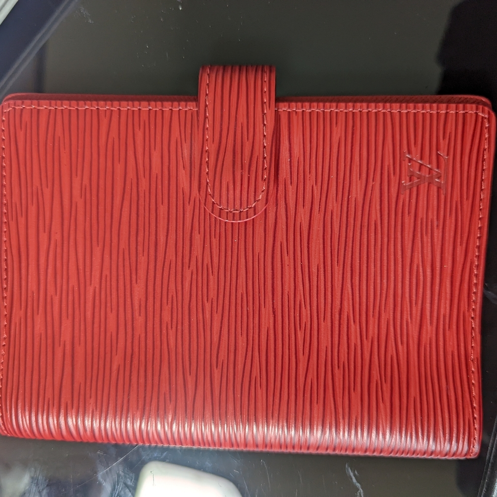 Authentic Louis Vuitton agenda pm red epi leather